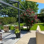 Guest house The House Of Roses Eforie Nord