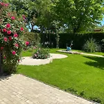 The House Of Roses Guest house Eforie Nord