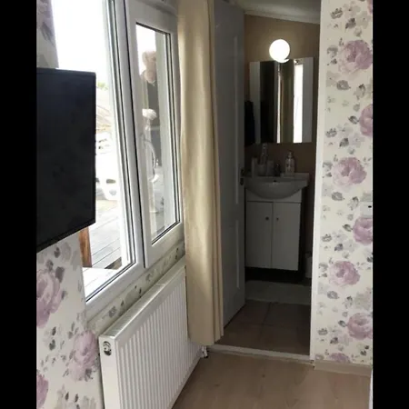 Gasthof The House Of Roses 4*