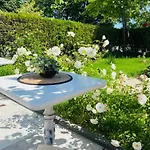 Affittacamere The House Of Roses 4*
