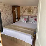 Affittacamere The House Of Roses 4*