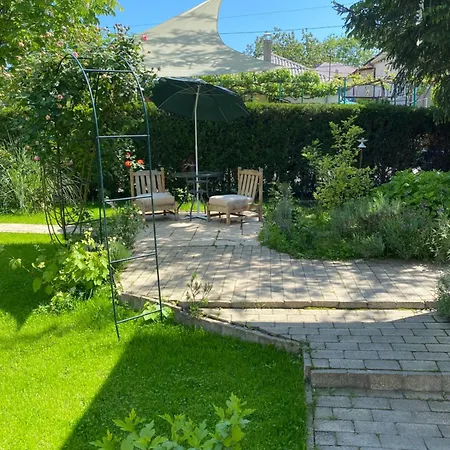 The House Of Roses Konukevi